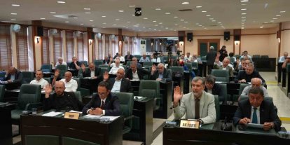 Samsun Meclisi’nde Atakum personel maaşları gündeme geldi