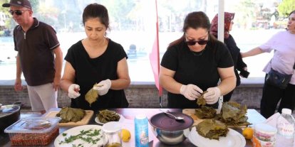 Gastronomi Çarşısı’nda ’En Güzel Sarma’ yarışması