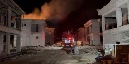 Kayseri’de inşaat halindeki villanın çatı kısmında çıkan yangın söndürüldü