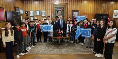 Kerkük’ten Erzurum’a uzanan eğitim köprüsü: Başarılı öğrenciler Rektör Hacımüftüoğlu’nun misafiri oldu