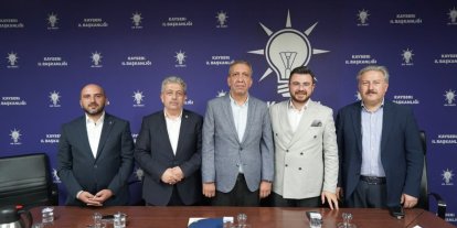 CHP’li Meclis Üyesi Ağca, AK Parti’ye katıldı
