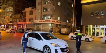 İnegöl’de polis kuş uçurtmadı, bin 412 kişi sorgulandı