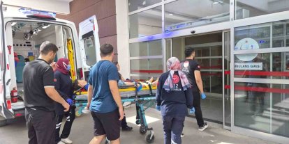 Motosiklet ile bisiklet çarpıştı: 1 yaralı