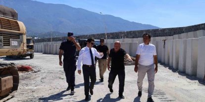 Arsuz’da balıkçı barınağında yenileme çalışmaları sürüyor