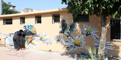 Akdeniz’in parkları sanatla renkleniyor