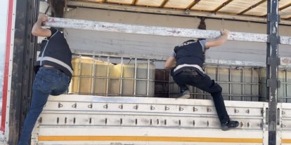 Iğdır’da 9 bin litre kaçak akaryakıt ele geçirildi