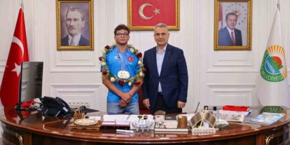 İlkadımlı güreşçiden tarihi başarı