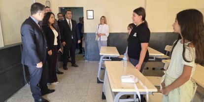 Kaymakam Öztürk, uyum haftasında öğrencilerle buluştu