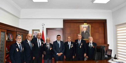 Kıbrıs Gazilerinden Kaymakam Köksal’a Ziyaret