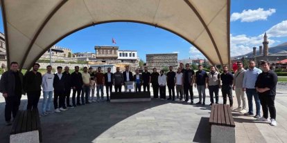 AK Parti Erzurum Gençlik Kolları’ndan 12 Eylül açıklaması: "Söz de karar da milletindir"