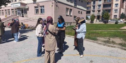 Polisten öğrenci velilerine yeni eğitim yılında güvenlik bilgilendirmesi