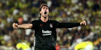 Marsilya’nın eski teknik direktörü Casoni’den, Beşiktaş’ın hücum hattına övgü!