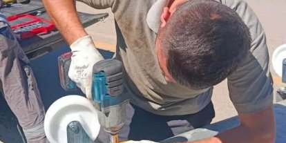 Sinop’ta hasarlı çöp konteynerlerine yerinde onarım