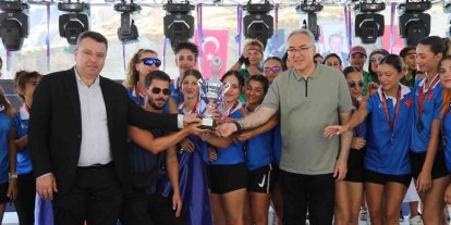 Rumkale’de Dragon Bot şampiyonları kupalarına kavuştu