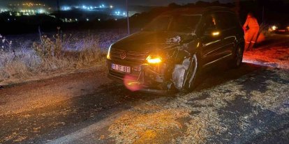 Çan’da otomobil saman yüklü traktöre çarptı: 1 yaralı