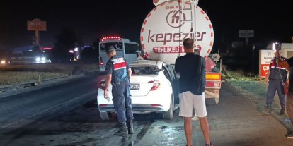 Akaryakıt tankerine arkadan çarpan otomobil 100 metre sürüklendi: 1 ölü