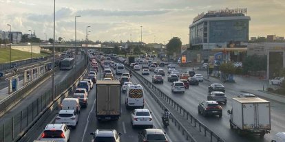İstanbul’da trafik yoğunluğu okulların ikinci gününde arttı