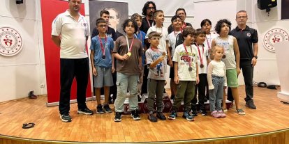 Öğrenciler satrançta hünerlerini sergiledi