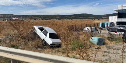 Tavşanlı’da otomobil yoldan çıktı: 1 yaralı