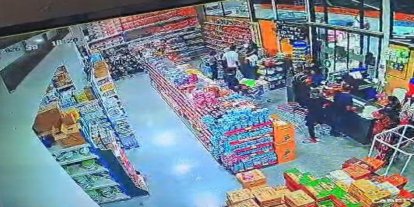 Düğünlerden para çalan zanlı bu kez markette yakalandı