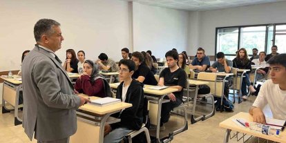 Sivas Halk Eğitimi Merkezinde üniversiteye hazırlık kursları başladı