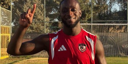 Myenty Abena: "Fenerbahçe maçı önemliydi ama Kocaelispor maçı daha önemli"