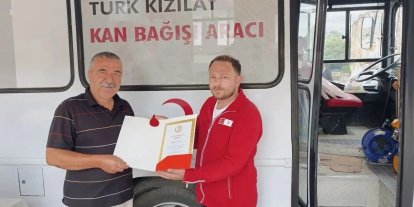 38 kez kan bağışladı, altın madalyayla onurlandırıldı