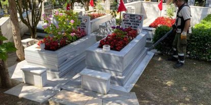 Mezarlıklara kesintisiz bakım