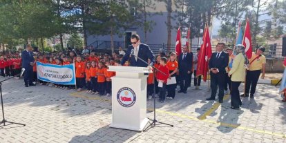 Hisarcık’ta İlköğretim Haftası coşkuyla kutlandı