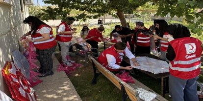 Cizreli öğrencilerden Gazze’deki çocuklara uçurtmalı destek