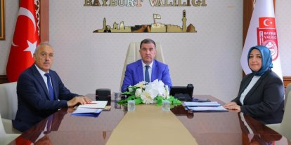 Vali Eldivan VKS üzerinden sosyal yardım toplantısına katıldı