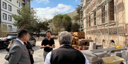 MHP Bandırma teşkilatından tarihi yapının restorasyon projesine ziyaret