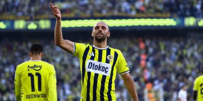 Vedat Muriqi 4 gol attı