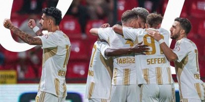 Kayserispor’da galibiyet sevinci: "Aynı ciddiyet ve inançla hedefimize yürümeye devam edeceğiz"