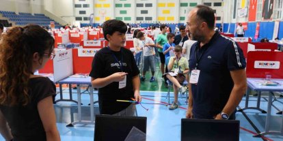 Denizli’de gençler DENEYAP sınavında ter döktü