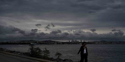 İstanbul’da gökyüzünü gri bulutlar kapladı