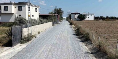 Tarsus’ta tarımsal ulaşım için 4 bin 200 metrelik yol yenilendi