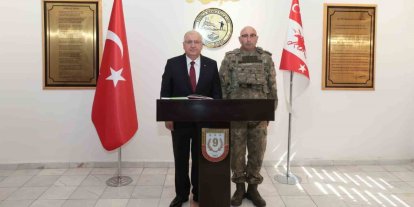 Bakan Güler, Kars’ta 14’üncü Mekanize Piyade Tugay Komutanlığını ziyaret etti