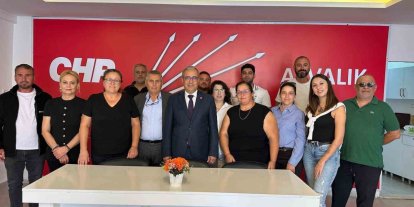 CHP Ayvalık’ta yeni yönetim görev dağılımını yaptı
