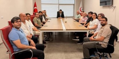 Dahiliye kliniğinde değerlendirme toplantısı yapıldı