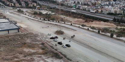 Yapımı bir türlü tamamlanmayan bulvar mahalleliyi isyan ettirdi