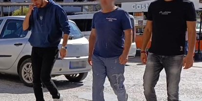 Mezarlıkta baltalı kavga: 1 yaralı
