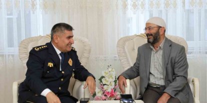 "Vatandaşlarımızla iletişimimizi daima karşılıklı güven ve saygı üzerine kuracağız"