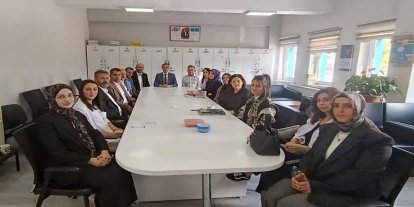 Kahraman, okullardaki eğitim çalışmalarını inceledi