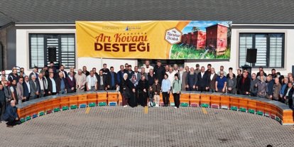 Kartepe’de 125 arıcıya 250 takım kovan desteği