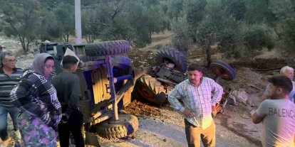 Bozdoğan’da traktör devrildi: 1 yaralı