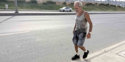 Avcılarlı 68 yaşındaki ‘Forrest Gump’ 6 yıldır günde 30 kilometre yürüyor