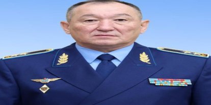 Kazakistan Cumhurbaşkanı Tokayev, Savunma Bakanı Kosanov’u görevden aldı