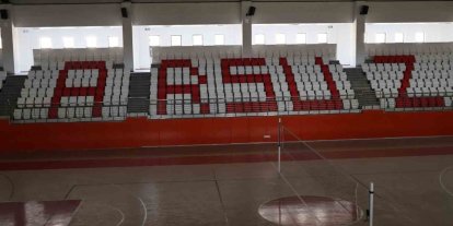 Arsuz’da 6 bin 846 metrekarelik kapalı spor salonunda sona gelindi