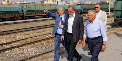 Başkan Büyükkılıç, TCDD Genel Müdürü Kurt ile Kayseri’nin ulaşımını görüştü